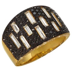 Bague cocktail vintage en or jaune avec diamants taille baguette de 1,03 carat Bague cocktail vintage en or jaune avec diamants taille baguette de 1,03 carat