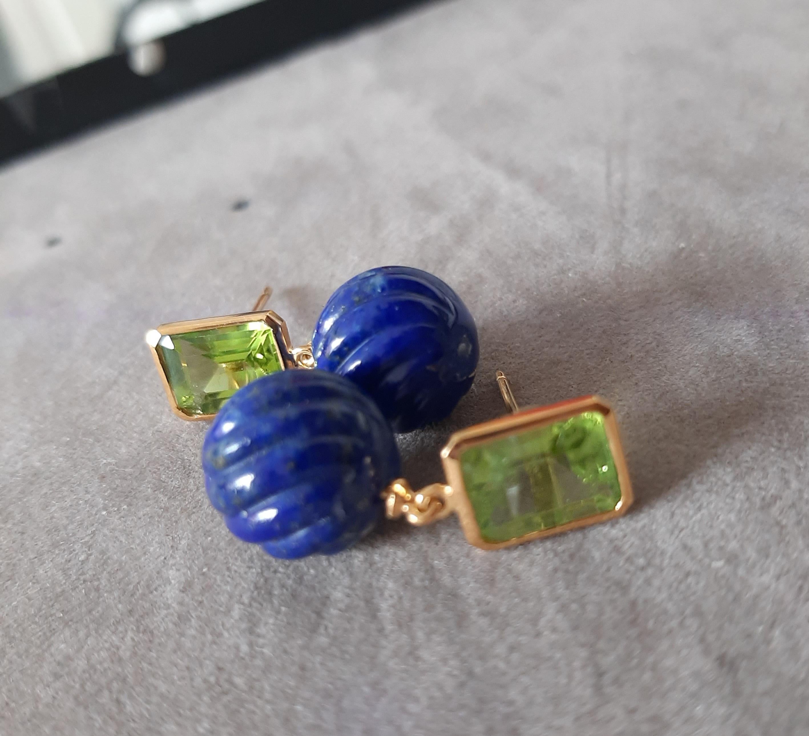 Peridot Faceted Octagon Shape Carved Lapis Lazuli  Beads 14k Solid Yellow Gold For Sale 4