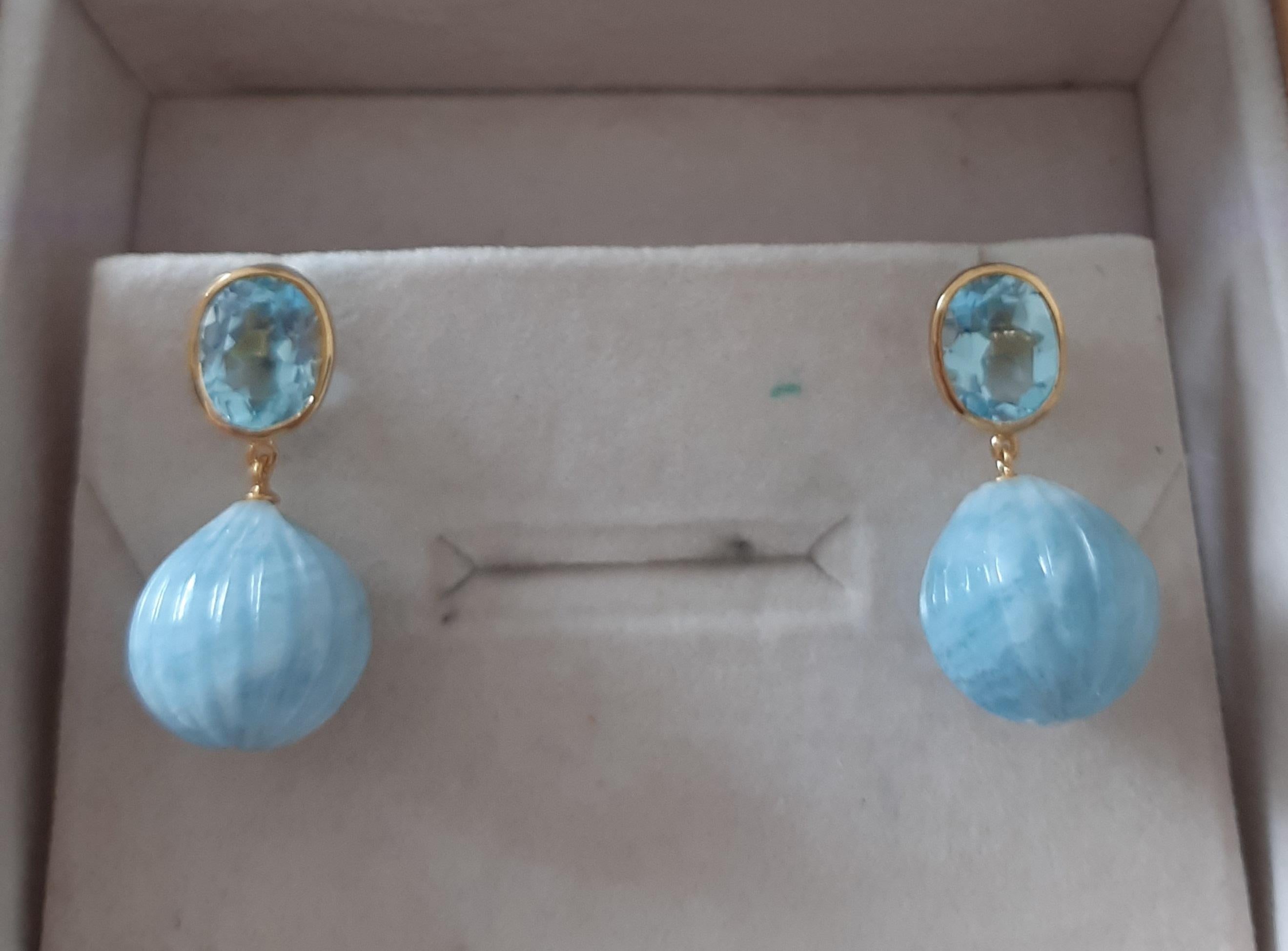 Topaze bleue Forme ovale facettée Aigue-marine sculptée Gouttes d'or jaune massif 14k Pour femmes en vente