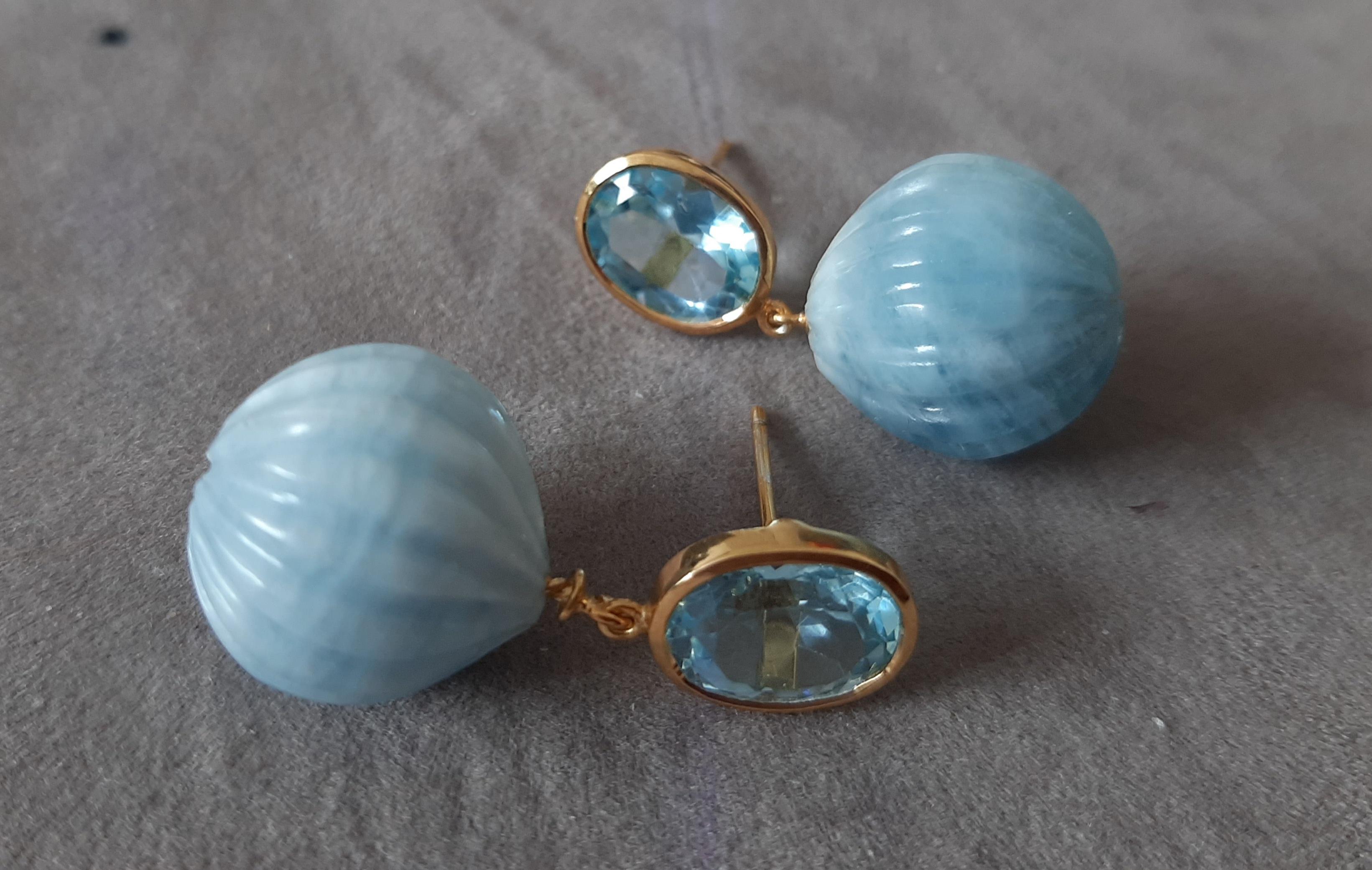 Topaze bleue Forme ovale facettée Aigue-marine sculptée Gouttes d'or jaune massif 14k en vente 1
