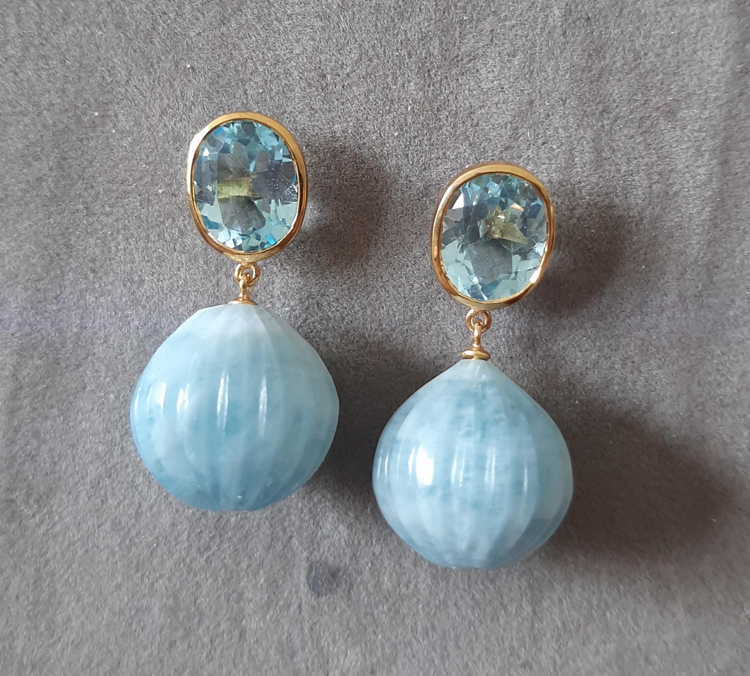 Topaze bleue Forme ovale facettée Aigue-marine sculptée Gouttes d'or jaune massif 14k en vente 5