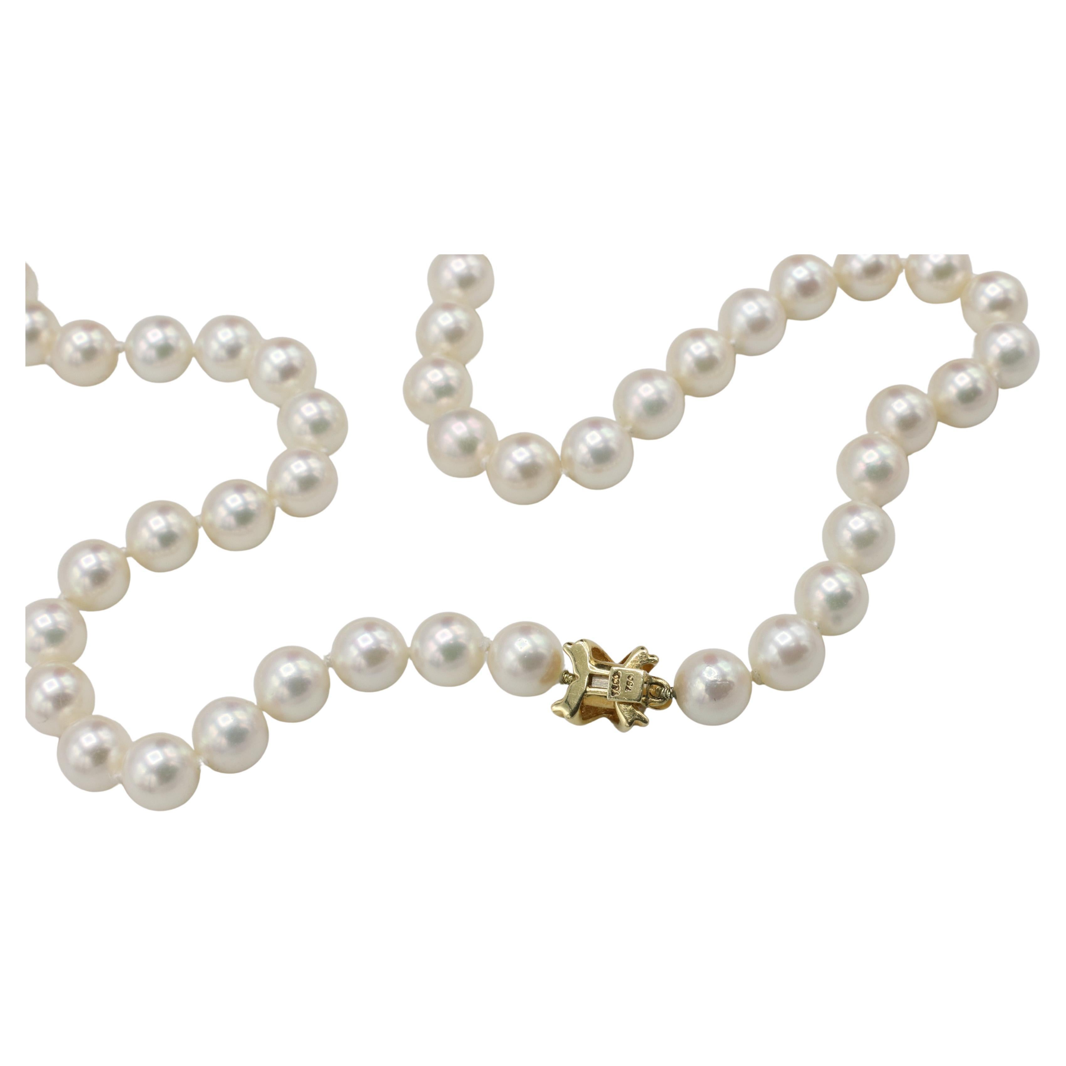 Contemporaneo Tiffany & Co. Collana a filo singolo con perle coltivate in oro giallo 18 carati da 24 pollici in vendita