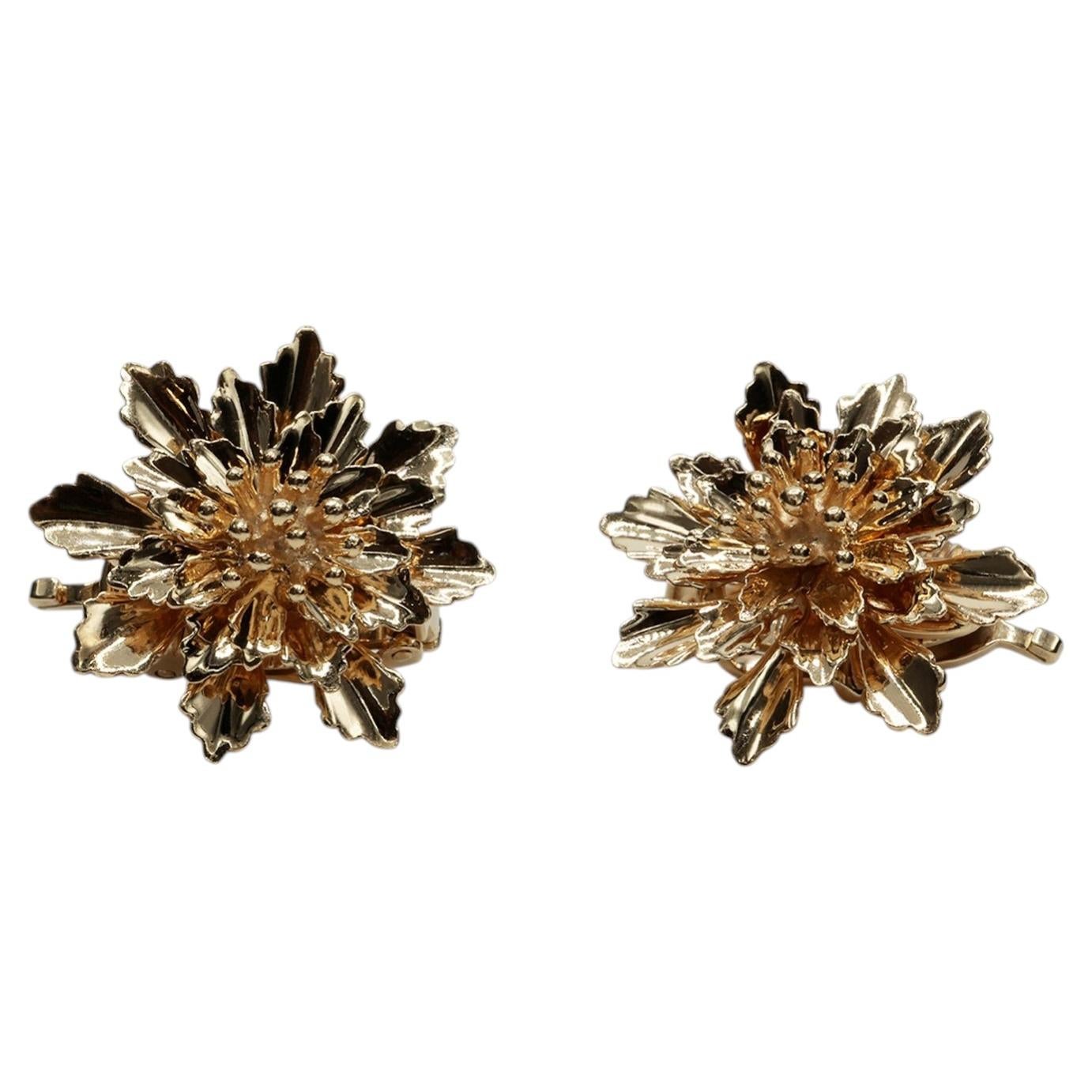 Tiffany & Co. Georg Schuler 14K Yellow Gold Flower Clip On Lever-Back Earrings