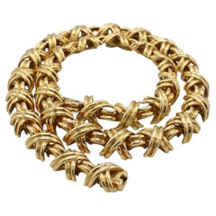 Tiffany & Co. Collar vintage de 18 quilates de oro amarillo con eslabones en forma de «X»