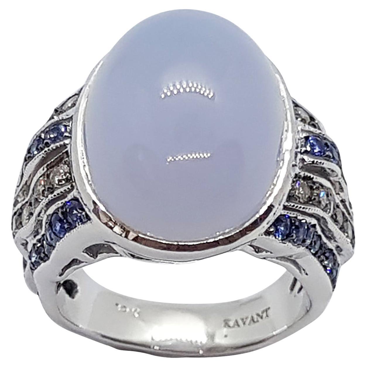 Chalcedony, Blue Sapphire and Brown Diamond Ring Set in 18 Karat White Gold For Sale