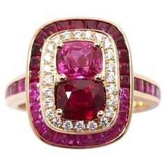 Bague sertie de rubis, de saphirs roses et de diamants, dans une monture en or rose 18 carats