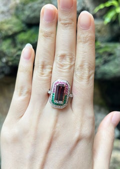 Anello in oro rosa 18 carati con tormalina color anguria, smeraldo, zaffiro rosa e diamanti
