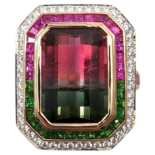 Anello in oro rosa 18 carati con tormalina bicolore, zaffiro rosa, tsavorite e diamanti