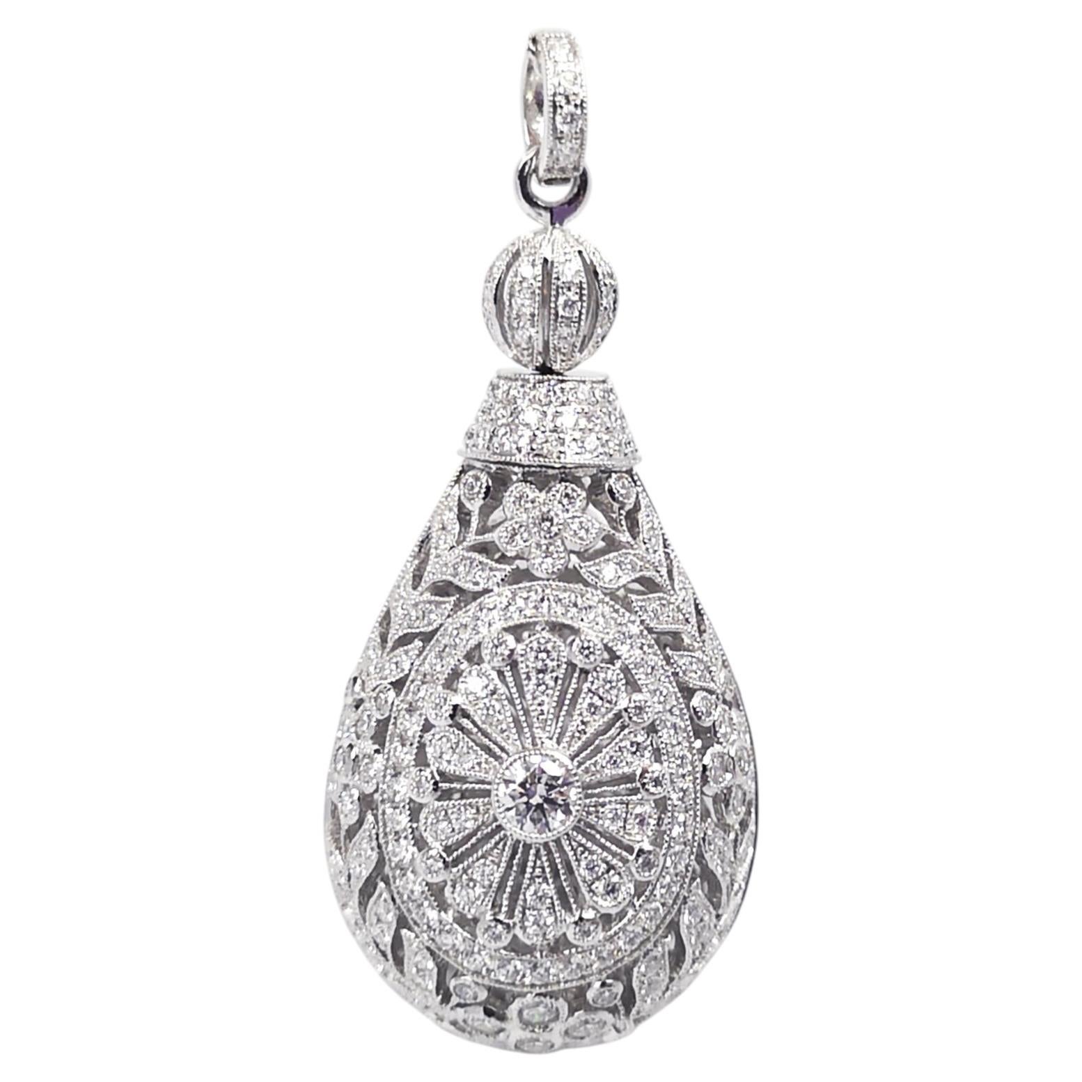 Diamond Pendant set in 18K White Gold Settings