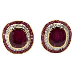 Pendientes de rubí con diamantes y rubíes engastados en monturas de oro de 18 quilates