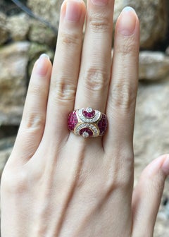 Ruby with Diamond Ring set in 18K Gold Settings