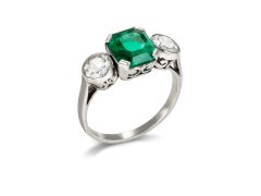 Art Deco Colombian emerald and diamond ring, French, circa 1925