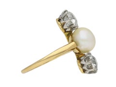 Anello Belle Époque con perla naturale e diamanti, primi anni del XX secolo.