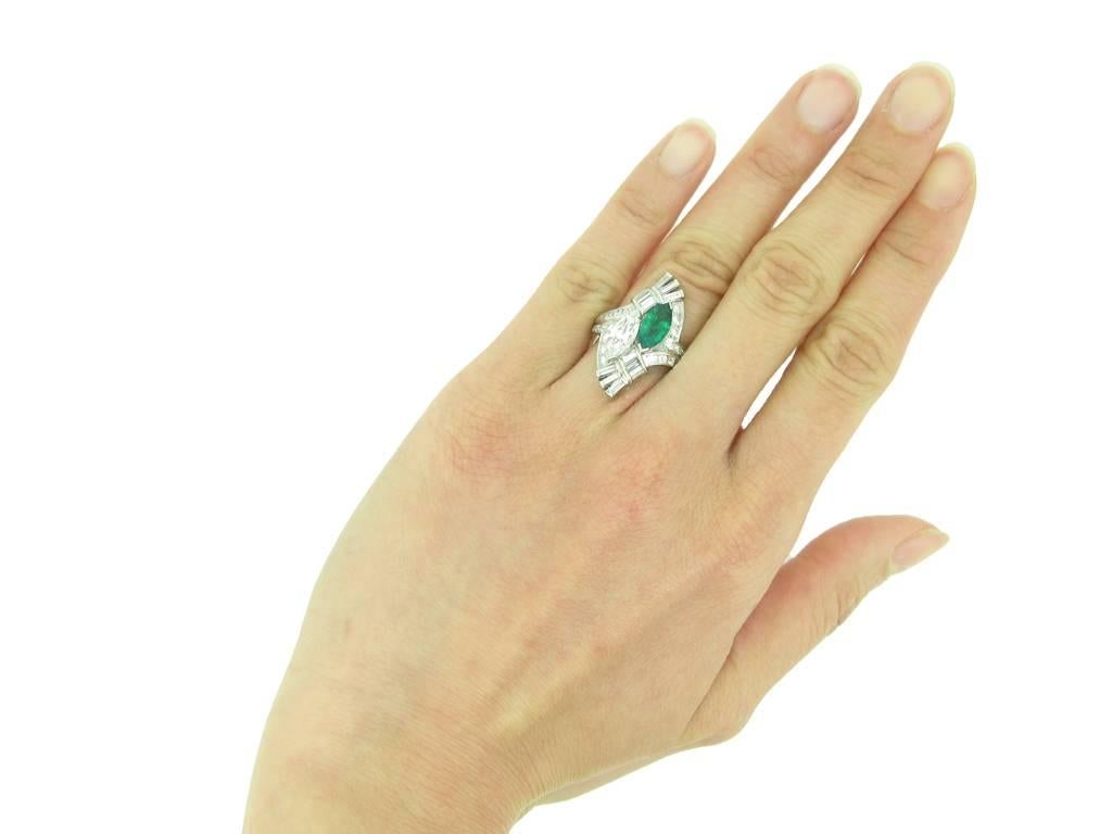 Women's J. E. Caldwell emerald and diamond cocktail ring, American, circa 1940. For Sale