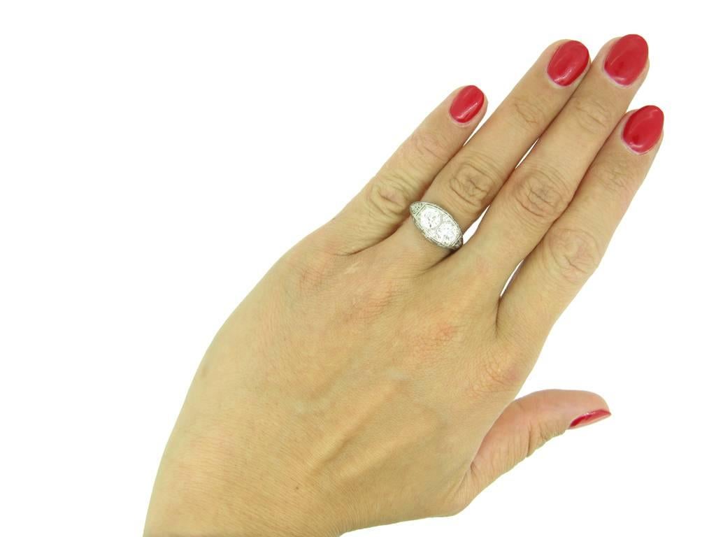 Donna Anello con due pietre di diamante Bailey, Banks & Biddle del 1920 in vendita