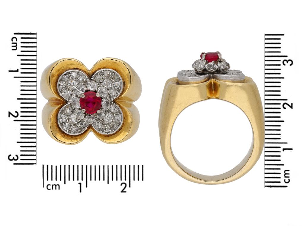 Round Cut Van Cleef & Arpels Natural Unenhanced Ruby and Diamond Ring, circa 1945 For Sale
