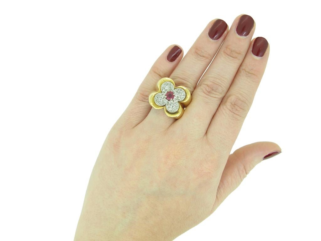 Van Cleef & Arpels Ring mit natürlichem, nicht geschliffenem Rubin und Diamant, um 1945 im Angebot 2