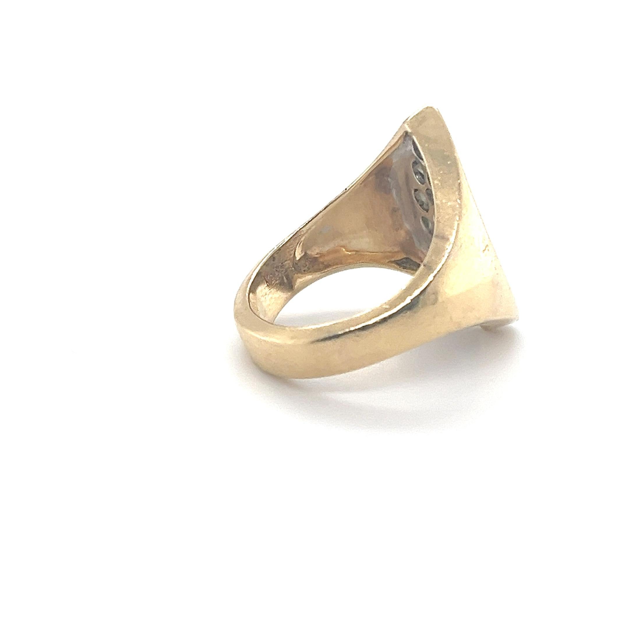 Audace anello vintage anni '70 con diamante Navette da 0,75 carati in oro massiccio 14 carati. In condizioni buone in vendita a Miami, FL