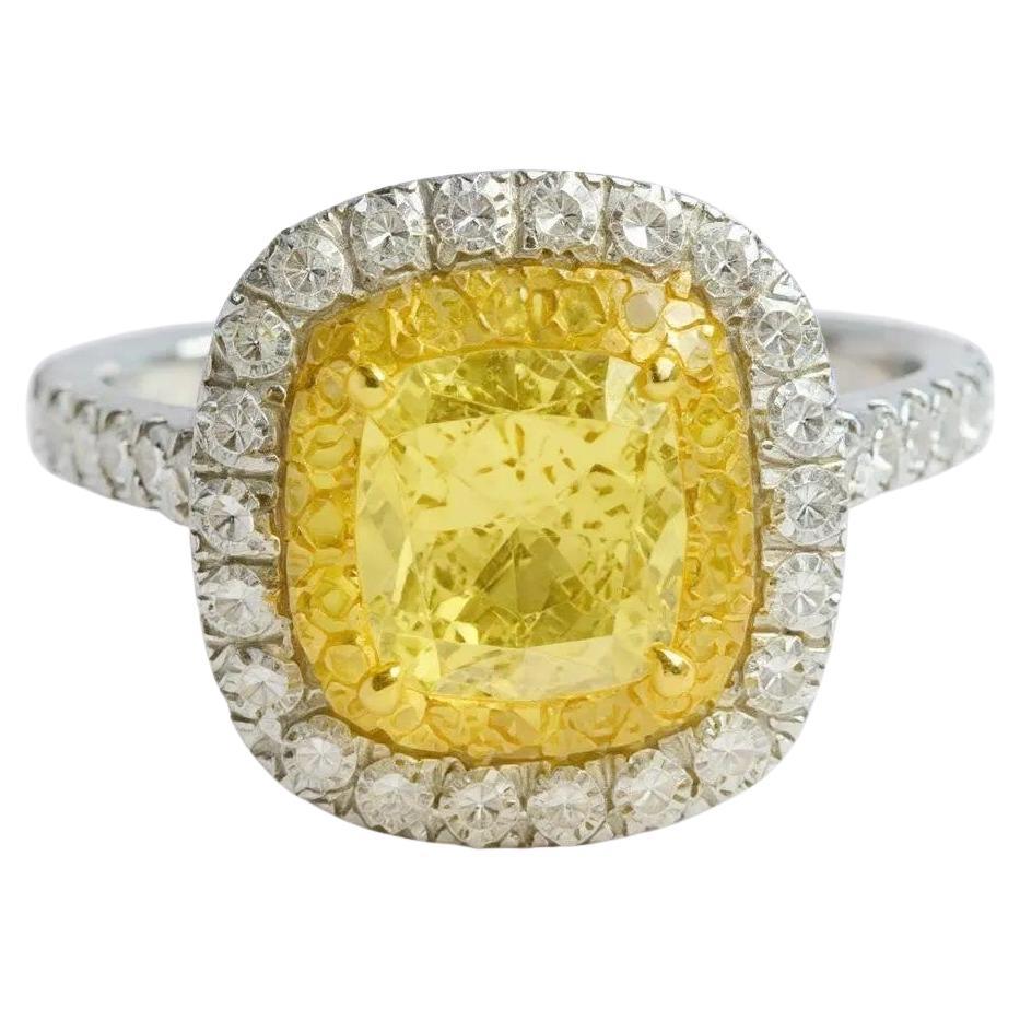Bague en or 18 carats, diamants naturels jaunes et blancs, 2.30 cts tw.