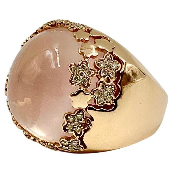 Romantic 30 Carat Cabochon Rose Quartz, Diamond, 14K Rose Gold Flower Ring For Sale