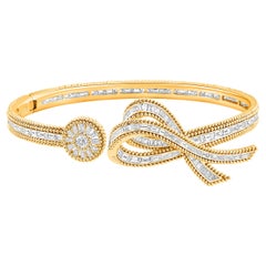 HARAKH 4 1/2 CT Colorless Diamond 18 Karat Yellow Gold Bow Sunlight Bangle