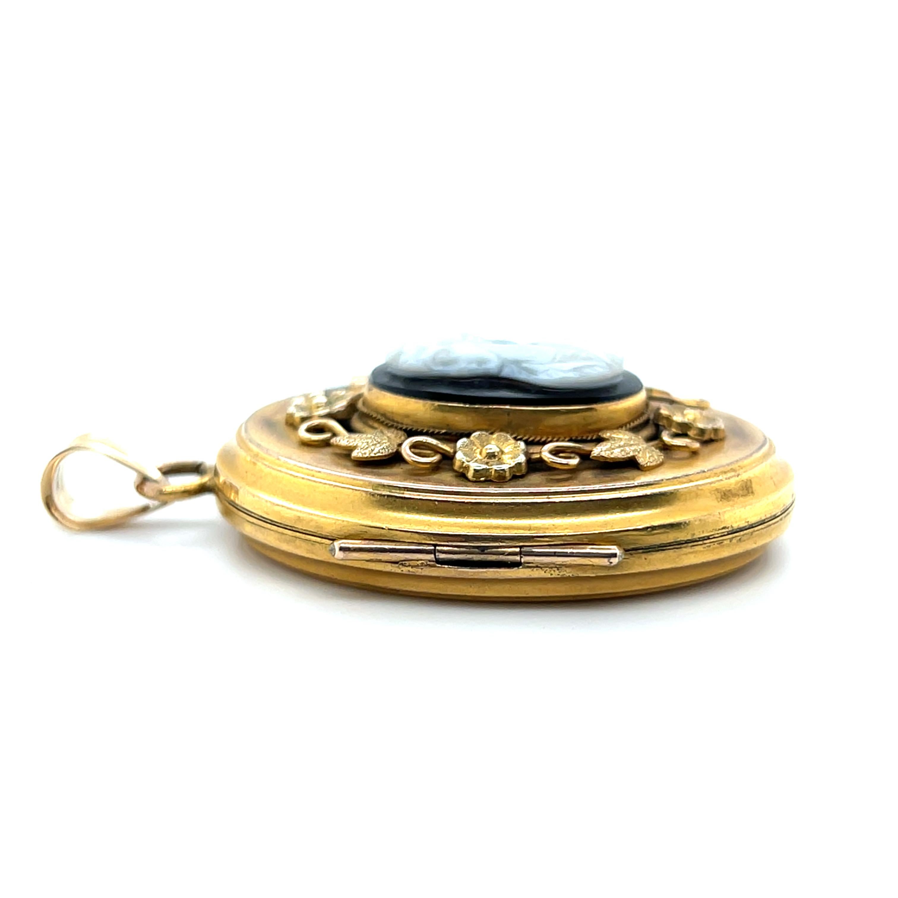 Ancienne camée en agate sculptée de style édouardien et  Médaillon en or jaune 10k/14k 1900s en vente 3