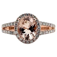 Anillo contemporáneo de 1,61 ct con morganita y diamantes, de oro rosa de 14K, con diseño «halo» y banda dividida