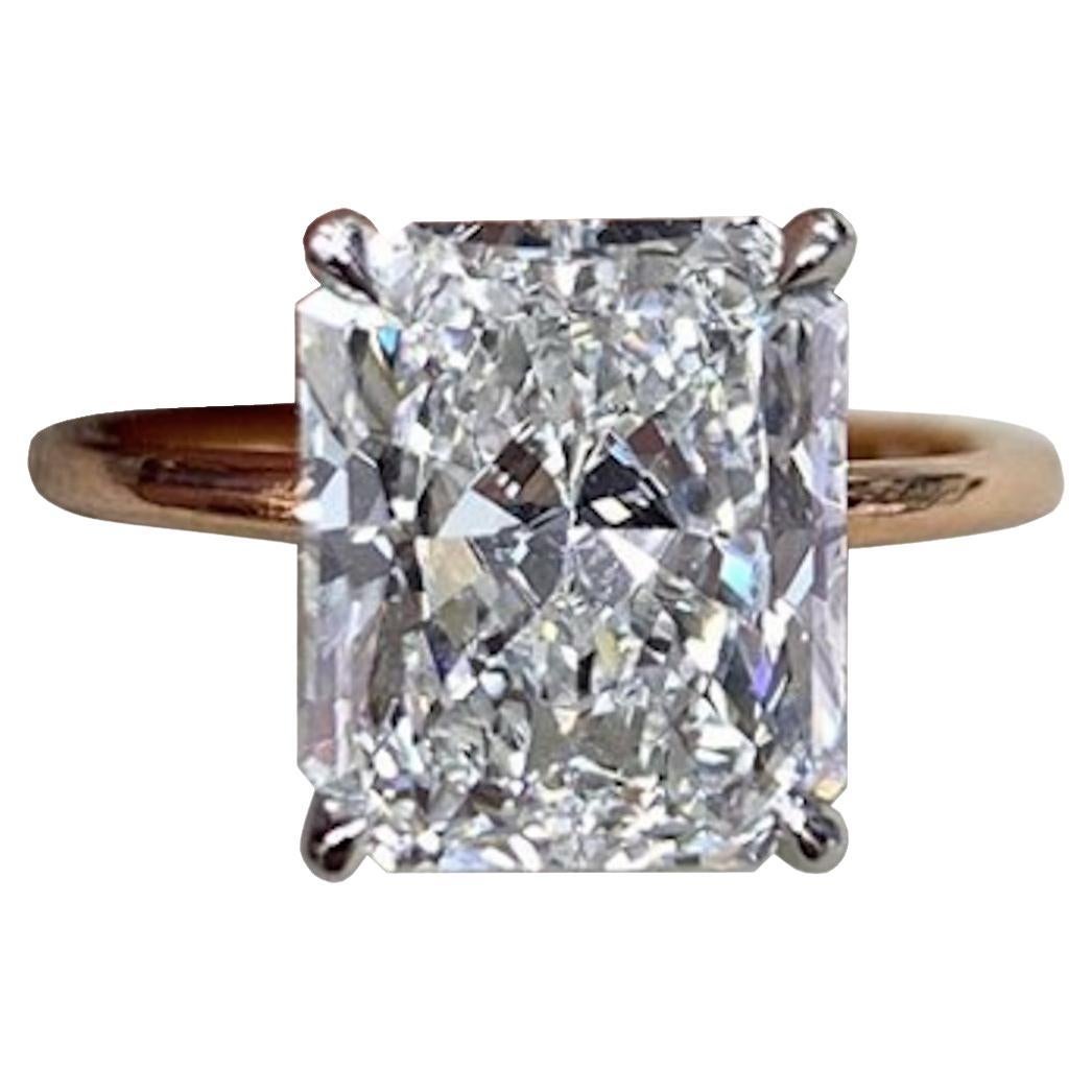 GIA Certified 1.70 Carat Radiant Cut Diamond I Color Ideal Cut 18 Karat Ring