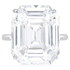 Exceptional GIA Certified 10 Carat Emerald Cut Diamond Ring