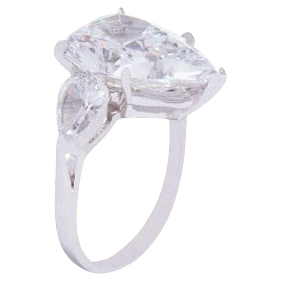 EXCEPTIONAL FLAWLESS GIA Certified 18 Carat Pear Cut Diamond Ring
D Color
vvs2 Clarity
None Fluorescence
Excellent Symmetry
Excellent Polish