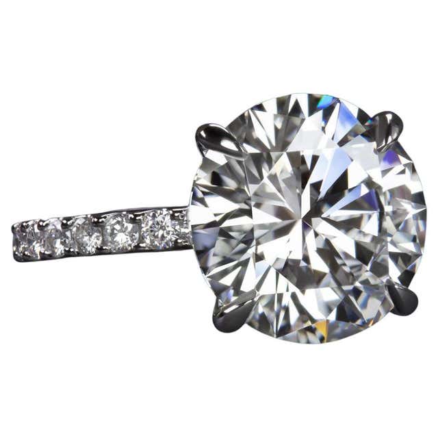 Exceptional GIA Certified 13 Carats Round Diamond Ring For Sale at ...