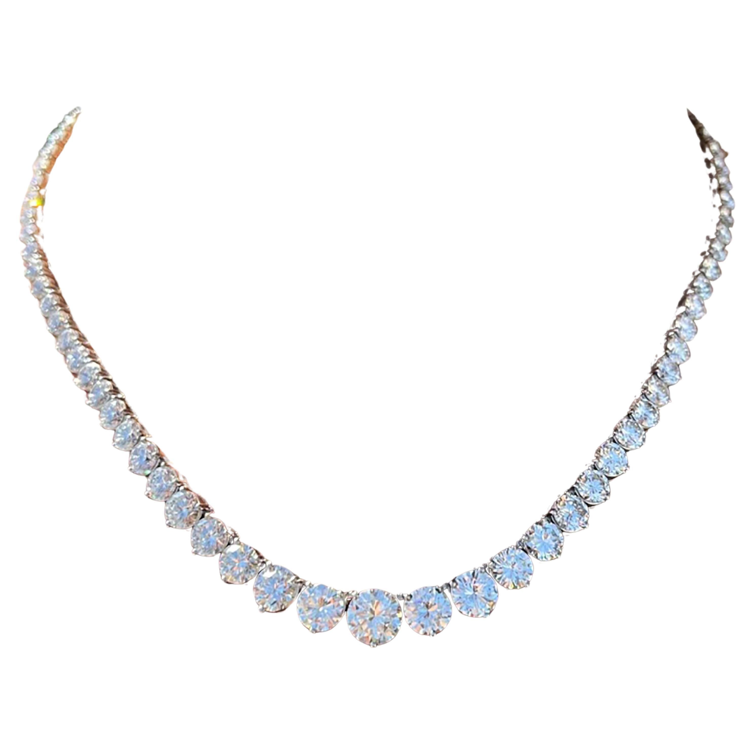 Collier tennis en or 18 carats, certifié GIA, de 30 carats, de couleur E-F et de pureté VS 