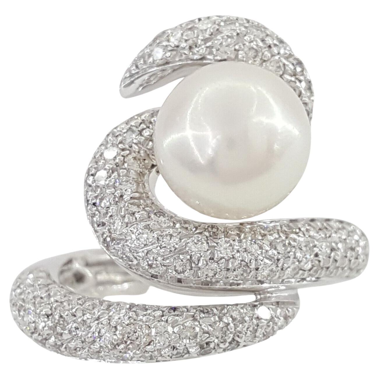 9mm Akoya Pearl Round Brilliant Cut Diamond Ring For Sale