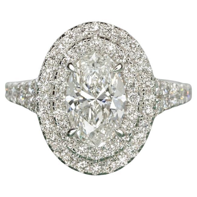 Anello d
oro di fidanzamento con diamante ovale certificato GIA da 1,50 carati F VS1 a doppio anello