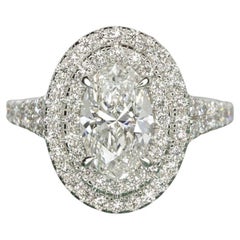 Anello d
oro di fidanzamento con diamante ovale certificato GIA da 1,50 carati F VS1 a doppio anello