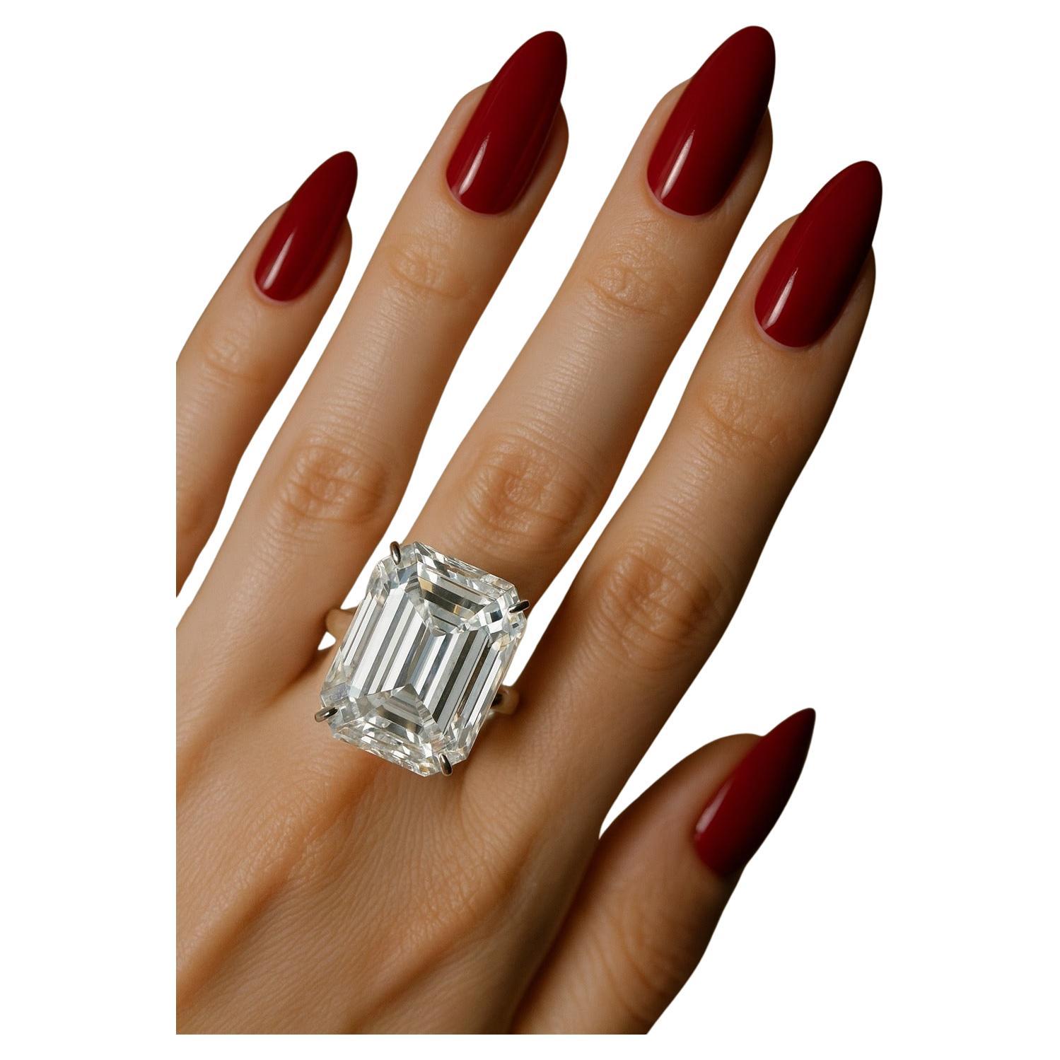 Bague avec diamant taille émeraude de 20 carats certifié GIA TYPE IIA Golconda Type