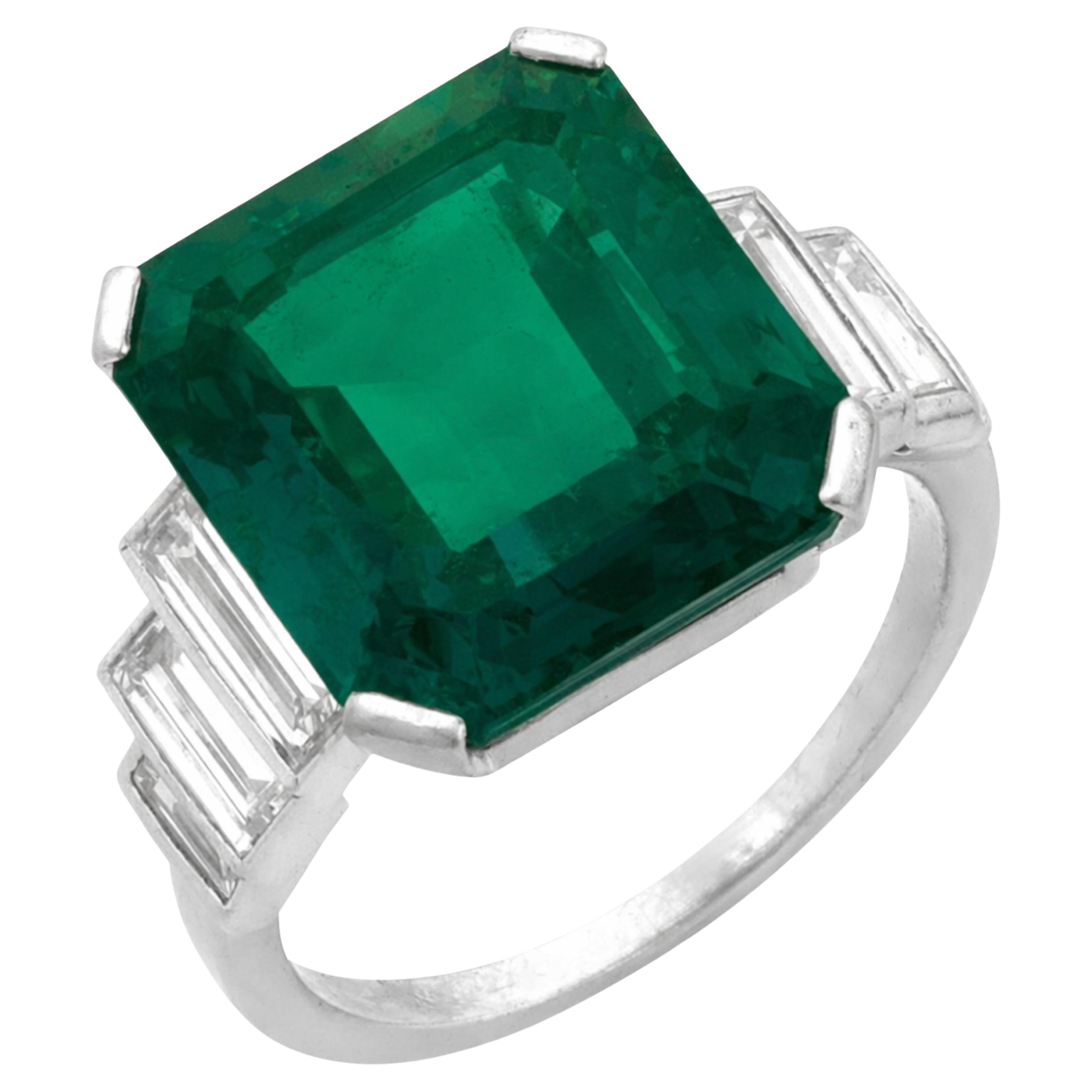 Bague en platine avec diamant émeraude verte certifiée GIA de 12 carats