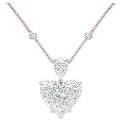 Collana con ciondolo con diamante a forma di cuore da 5,40 carati certificata GIA in oro bianco 18 carati