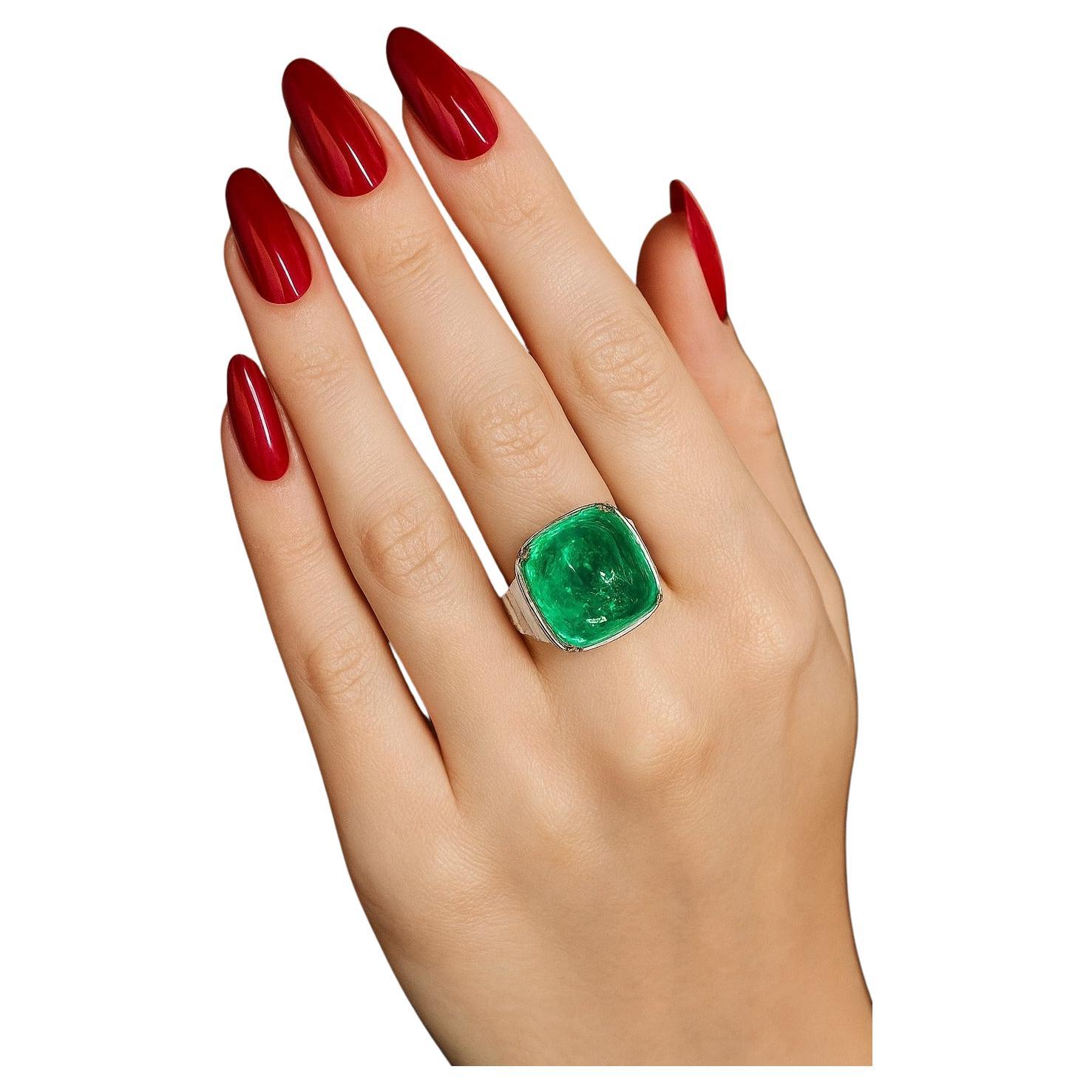 24 Karat Wunderschöner 18K Weißgold Kolumbianischer Smaragd und Diamantring (Zeitgenössisch) im Angebot