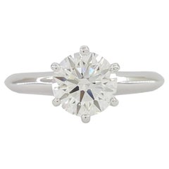 Tiffany & Co. Anillo de compromiso de platino con diamante brillante redondo de 1,70 quilates