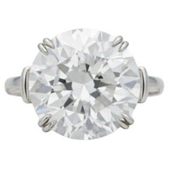 Bague de fiançailles certifiée GIA de 8.38 carats de diamants ronds taillés en brillant Bague de fiançailles certifiée GIA de 8.38 carats de diamants ronds taillés en brillant