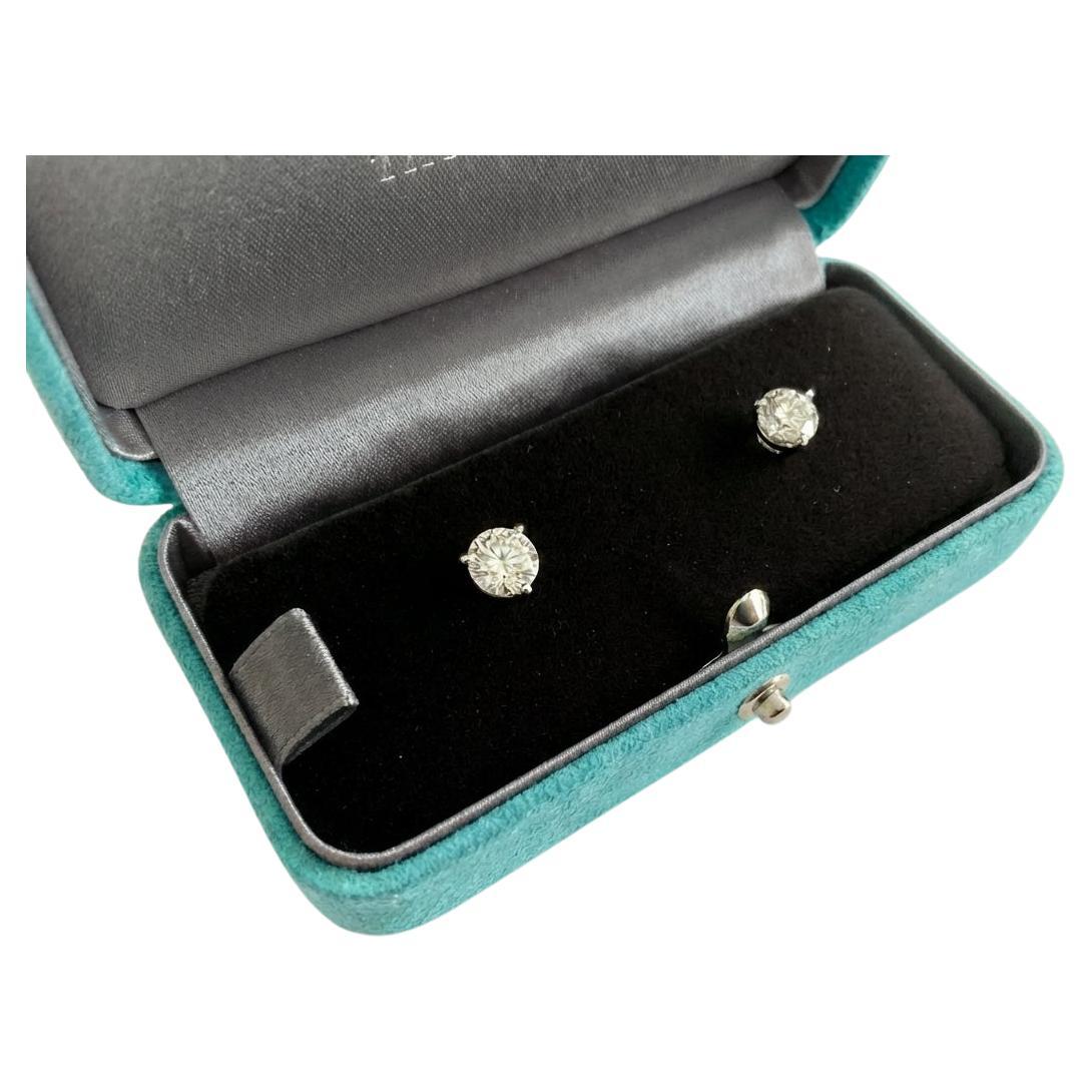 Tiffany 
Co. Cert. Orecchini con diamanti da 2,00 carati di peso totale, purezza VVS2