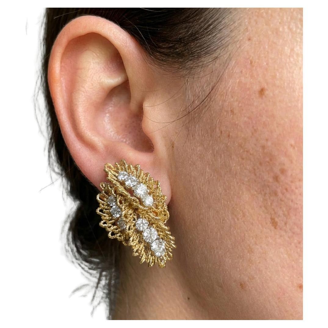 Pendientes de diamantes de 2 quilates Van Cleef 
Arpels en venta