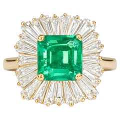 Tiffany 
Co. Anillo de Diamantes y Esmeralda Colombiana de Aceite Menor Certificada por GIA