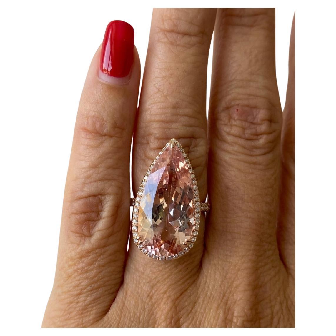 10 Carat Morganite and Diamond Ring in 14K Rose Gold im Angebot