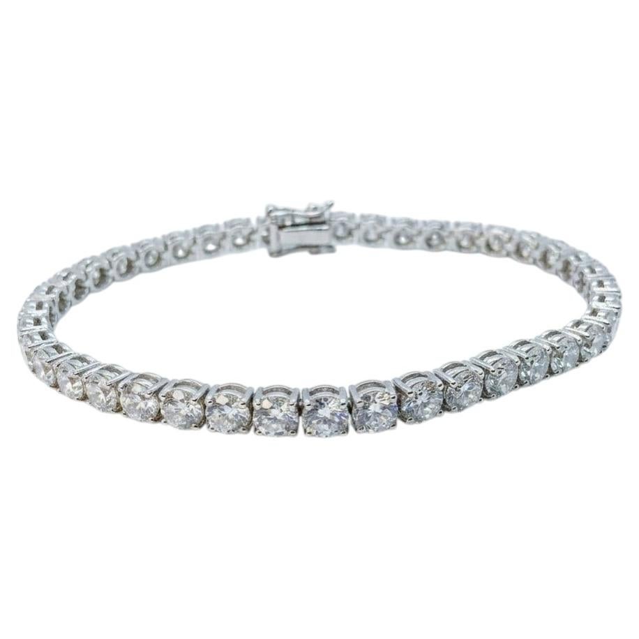 Pulsera tipo «tenis» con diamantes de 9,35 quilates en oro blanco de 18k