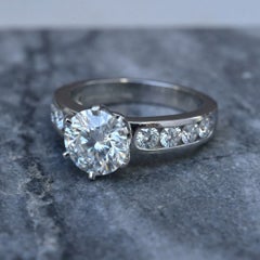 Tiffany & Co. 2 Carat Diamond Engagement Ring in Platinum
