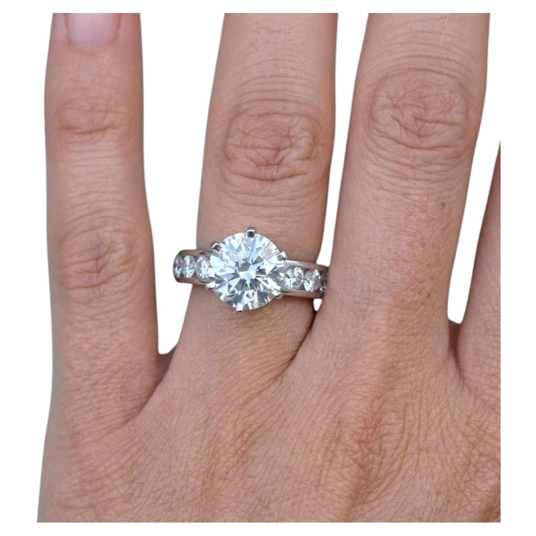 Tiffany & Co. 2 Carat Diamond Engagement Ring in Platinum