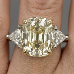 Bague en diamant « Old Mine Brilliant » de 4,06 carats (GIA), VS2, à trois pierres