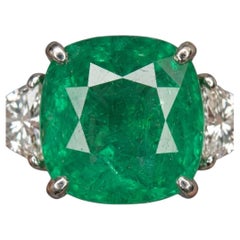 5.34 Carat Vivid Green Colombian Emerald Diamond Three-Stone Ring